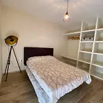 Apartment With Balcony And Free Parking