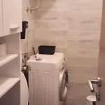 Apartment With Balcony And Free Parking