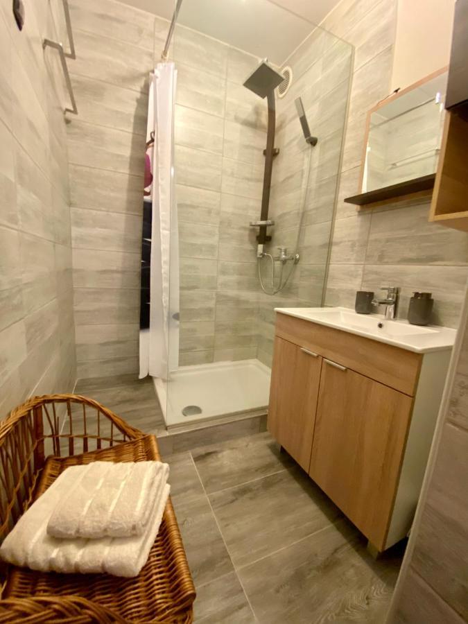 Apartment With Balcony And Free Parking Zadar
